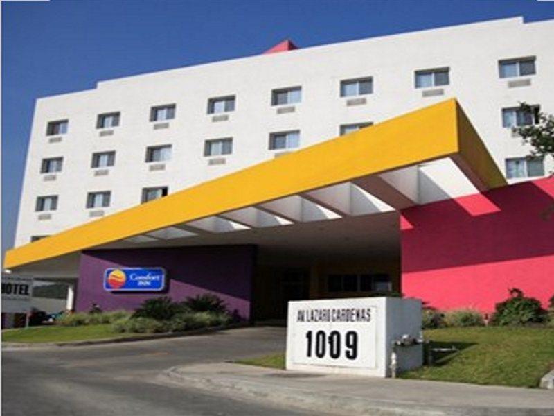 Comfort Inn Monterrey Valle Exterior photo